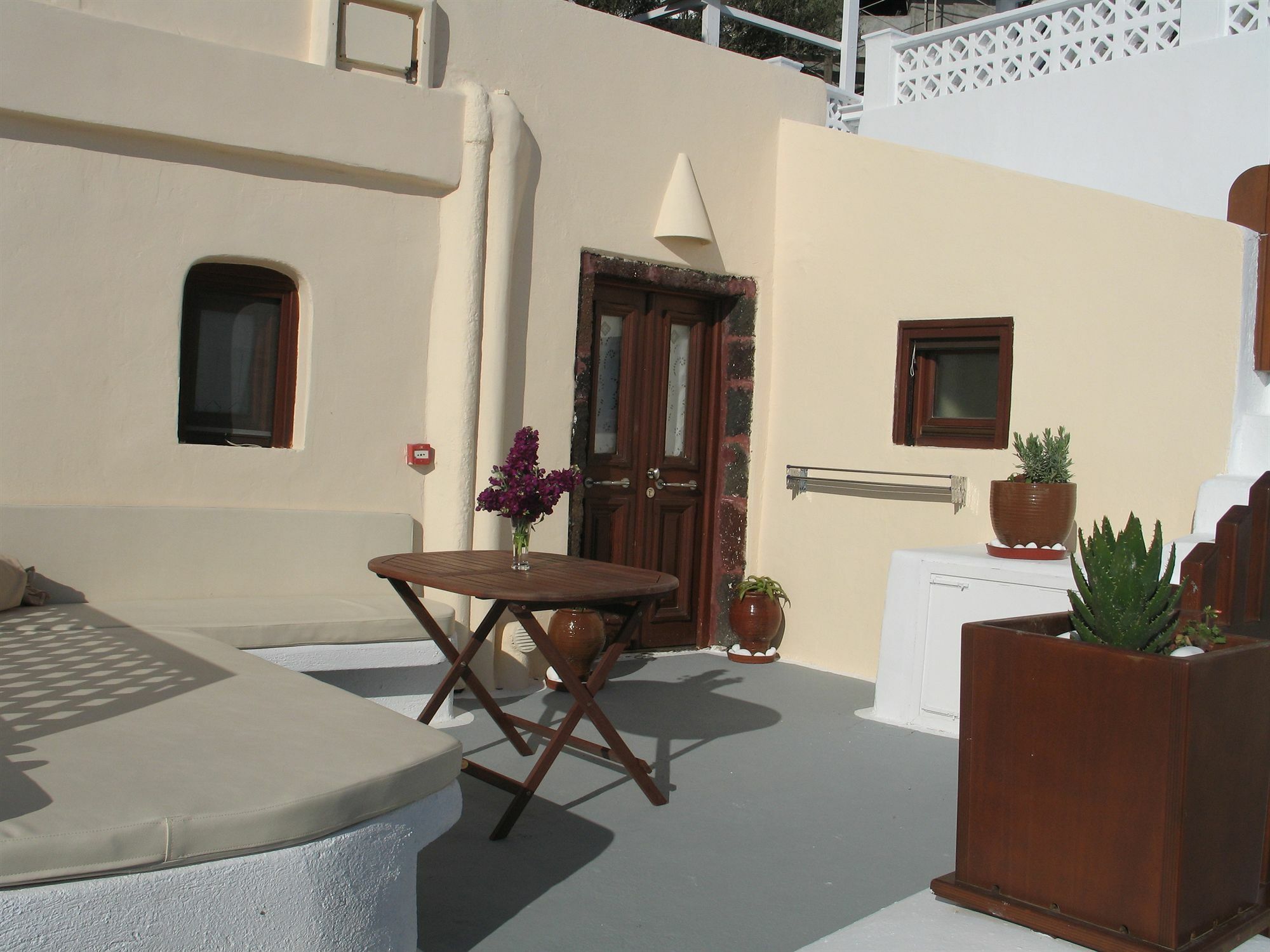 Santorini Mansion At Imerovigli Apartment Exterior photo